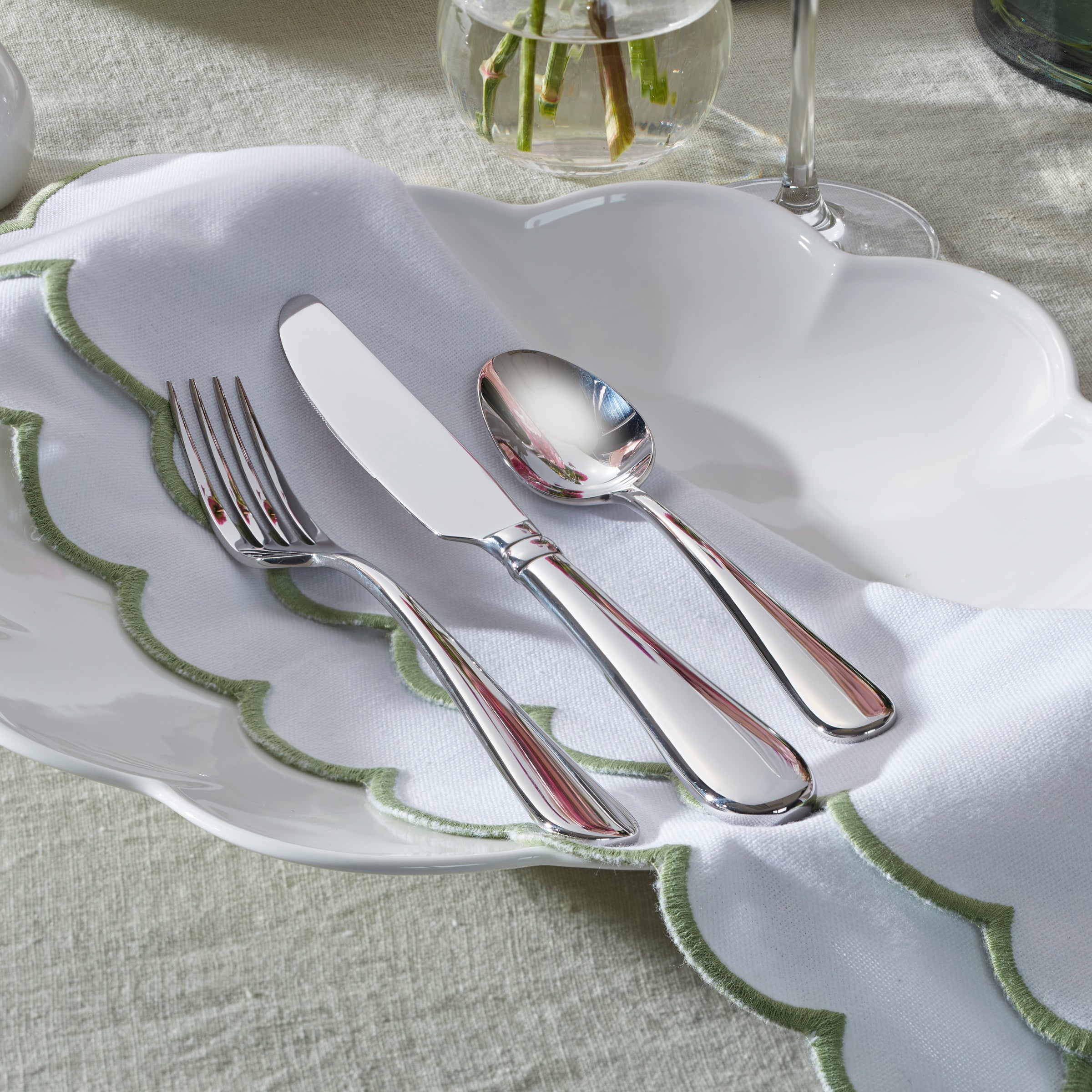 Studio 1414 Mirror 36 Piece Flatware Set